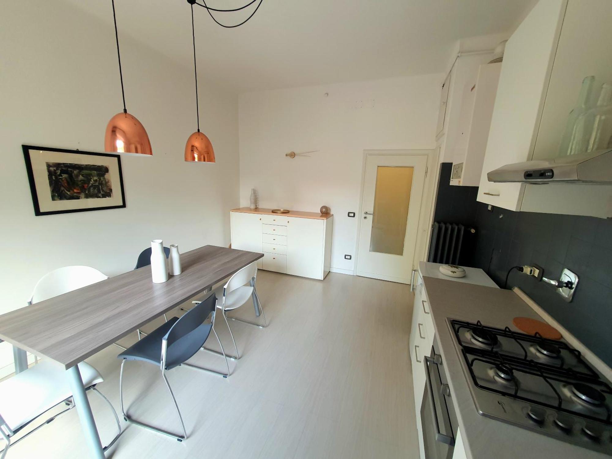 Spacious Three-Room Apartment In Saragozza Bologna Exterior foto